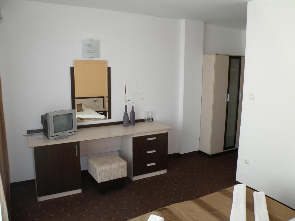 Макао Семеен Хотел Hotel Равда Стая снимка